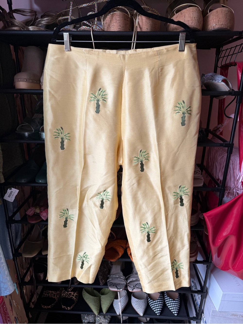 Palm Embroidered Cropped Pants in Pale Yellow